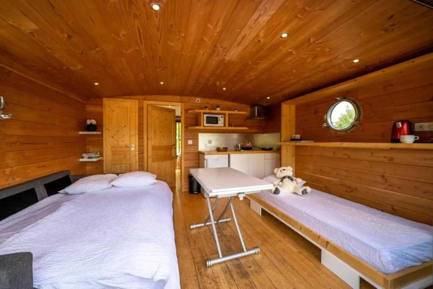 Holiday home Cabane - Piscine - Eeceda Chassenard France
