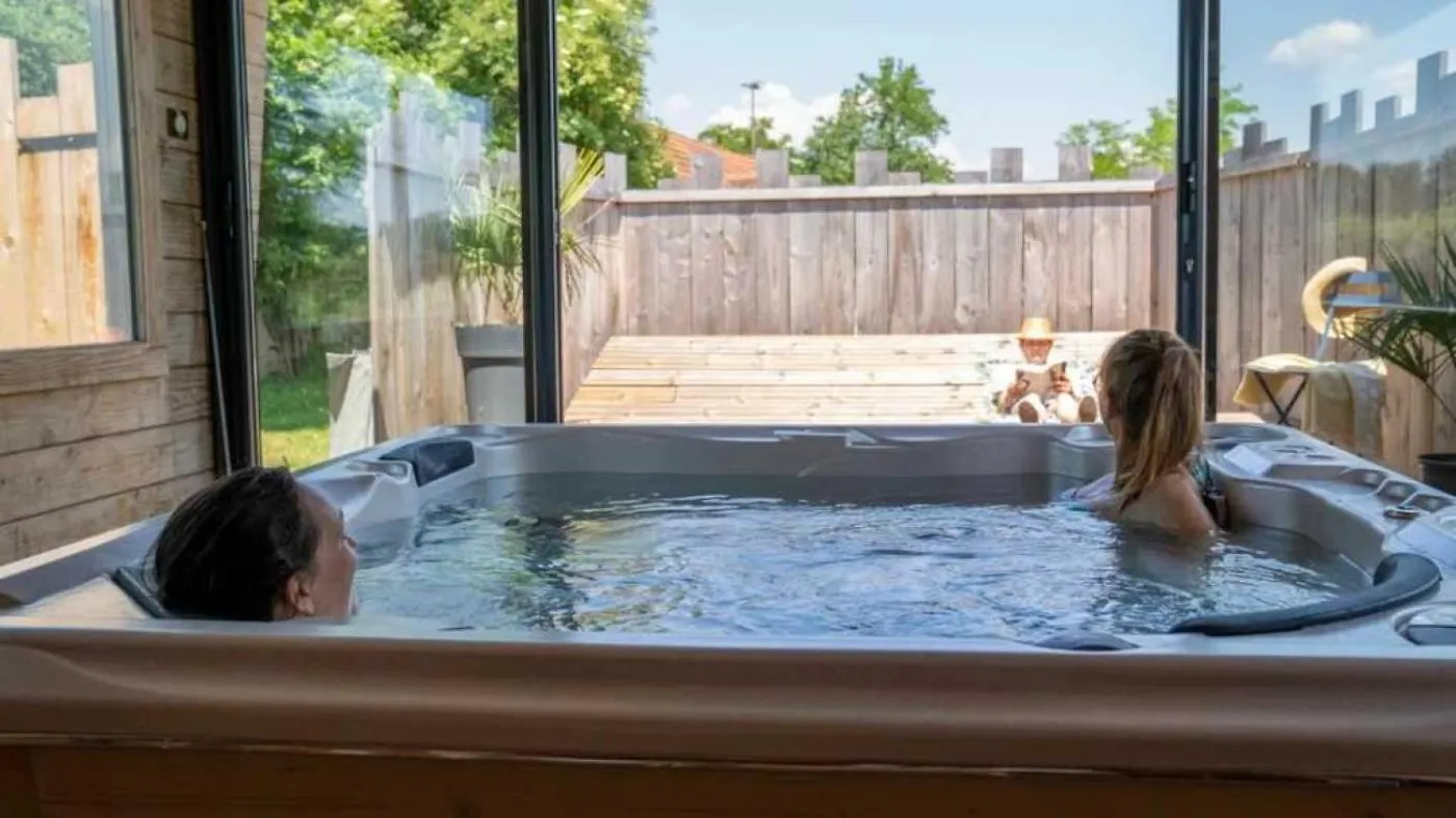 Cabane - Piscine - Eeceda Chassenard