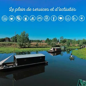 Botel Village Toue Du Domaine Des Demoiselles, Chassenard